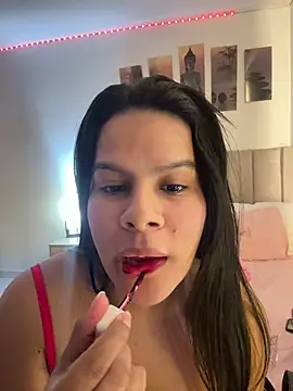 allysonx online show from April 19, 12:00 am