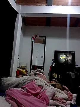 lunalizzy5 online show from April 14, 8:48 pm