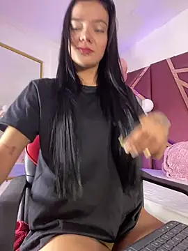 ZoeHarpers online show from June 9, 12:17 pm