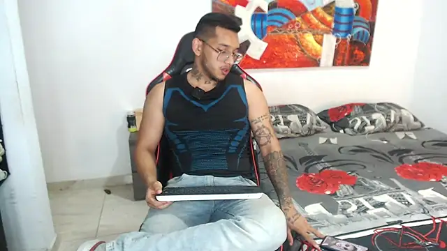 Andymanfit online show from April 17, 11:41 pm