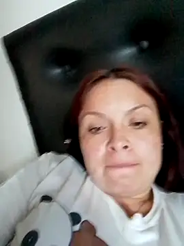 Lina19 93 online show from April 12, 9:42 pm