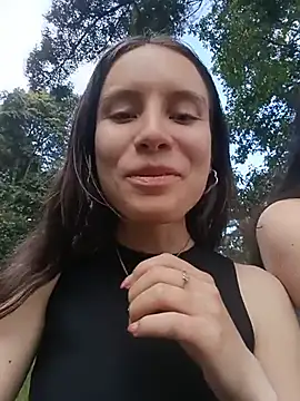 Lilith0423 online show from June 23, 10:30 pm