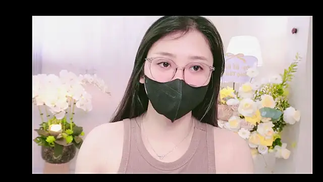 Snapshot of Chan_Chann chatting on April 24, 12:46 am Chan Chann online show from April 24, 12:46 am