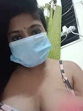 dearmona00 online show from May 31, 6:20 pm