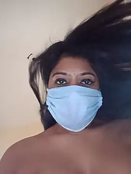 dearmona00 online show from July 3, 5:52 pm