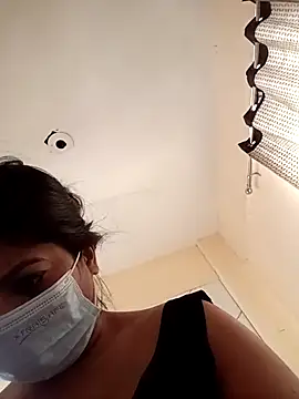 dearmona00 online show from July 14, 11:38 am