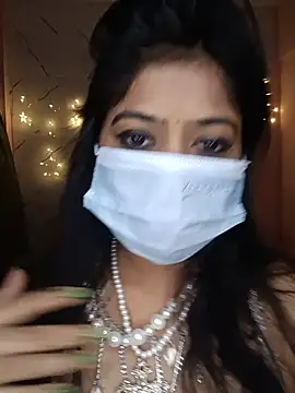 dearmona00 online show from July 24, 4:49 pm