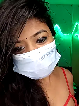 dearmona00 online show from July 28, 4:50 pm