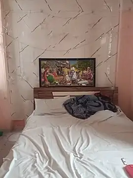 dearmona00 online show from August 4, 1:53 am