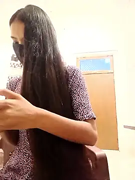 Snapshot of Riya_cum66 chatting on May 10, 9:36 am Riya cum66 online show from May 10, 9:36 am