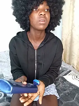 PetiteEbonyBabe  online show from June 29, 4:30 am