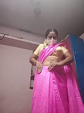 Snapshot of Tamilaunty35 chatting on June 3, 6:02 pm Tamilaunty35 online show from June 3, 6:02 pm