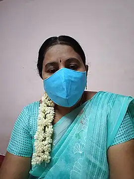 Snapshot of Tamilaunty35 chatting on June 17, 4:19 pm Tamilaunty35 online show from June 17, 4:19 pm