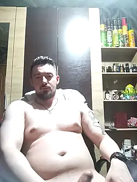 LordLeo  online show from May 1, 8:35 pm