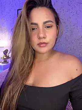 Snapshot of Brenda_Brm chatting on April 18, 7:07 pm Brenda Brm online show from April 18, 7:07 pm