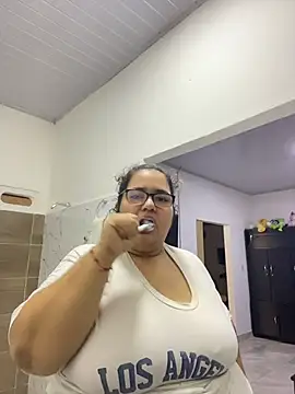 marianacooper120730 online show from April 25, 2:36 pm