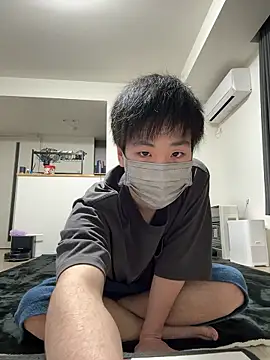 kurage164 online show from April 18, 4:00 pm