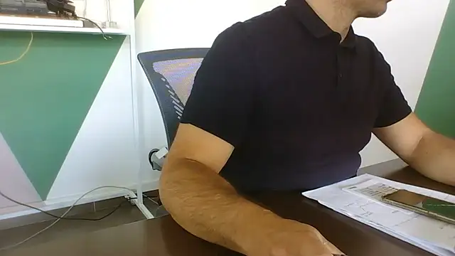 brunosso85ita online show from June 29, 8:09 am