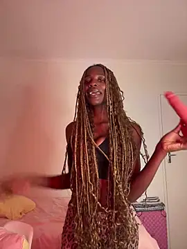 Snapshot of blk69xxxbarbie chatting on May 16, 7:45 pm blk69xxxbarbie online show from May 16, 7:45 pm