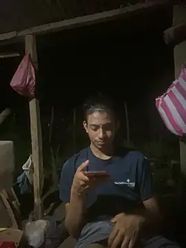Snapshot of Mellvinn chatting on July 28, 5:14 am Mellvinn online show from July 28, 5:14 am