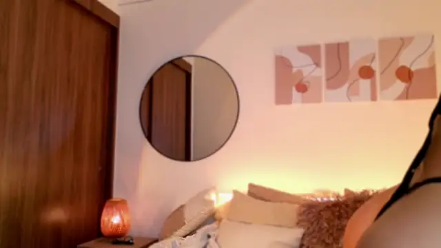 Snapshot of KimberlyWalton chatting on June 14, 12:41 am KimberlyWalton online show from June 14, 12:41 am