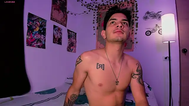 JaxJinx online show from May 14, 1:34 am