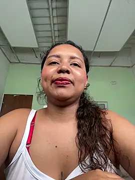 Ninibella online show from April 28, 7:52 pm