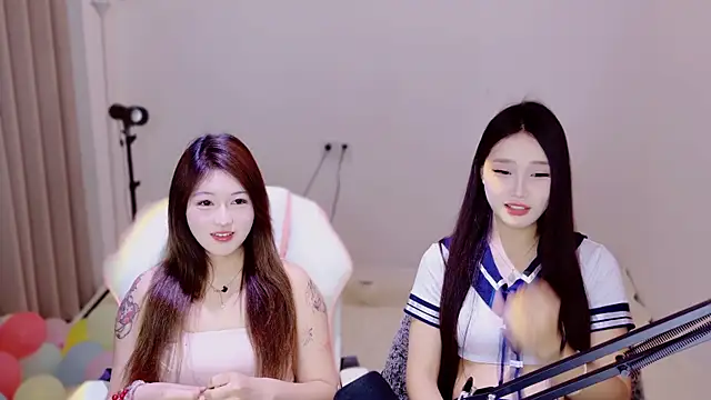 Xiongchumo1120 online show from April 14, 2:39 am