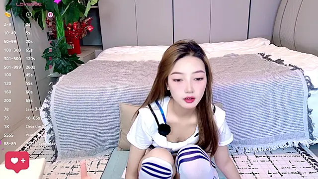 Snapshot of MMMxiXi6 chatting on May 23, 12:20 pm MMMxiXi6 online show from May 23, 12:20 pm