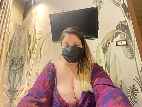 kavyasingh36 online show from May 4, 10:22 am