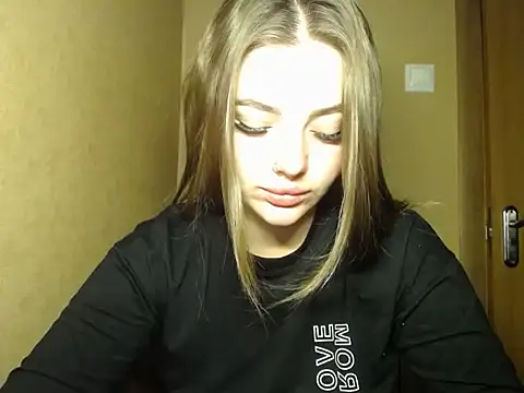 Lola77   online show from July 30, 8:52 pm