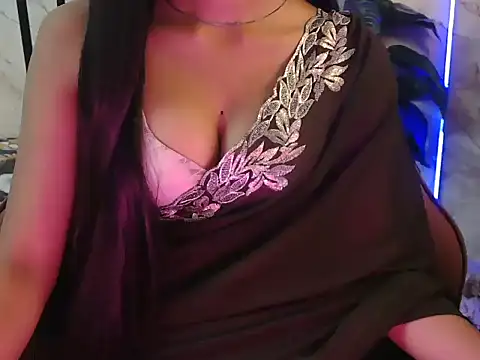 shreya    online show from May 13, 6:22 am