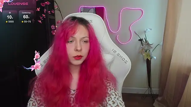InfernoKitten online show from May 13, 1:14 am