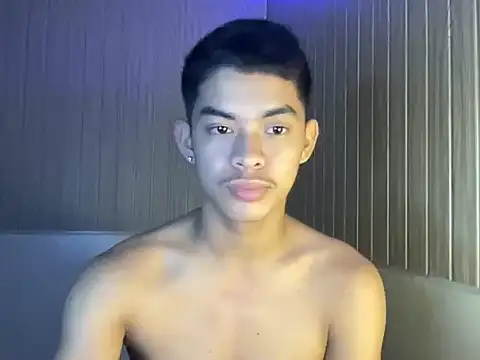 Snapshot of yourhotasian_jhonpol16 chatting on May 2, 6:24 pm yourhotasian jhonpol16 online show from May 2, 6:24 pm
