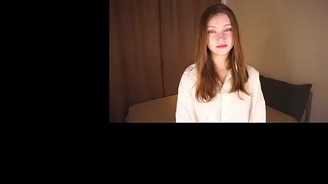 Snapshot of SonaKhalili chatting on April 14, 4:51 am SonaKhalili online show from April 14, 4:51 am