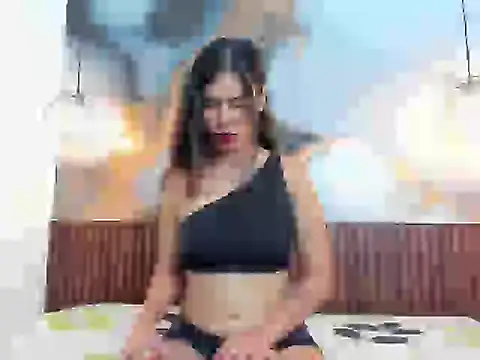 Vanessa Lune online show from May 9, 1:05 pm
