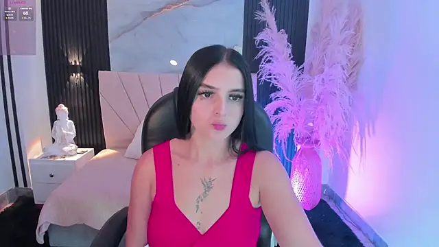 DOMINIKA LOVY online show from May 30, 9:45 pm
