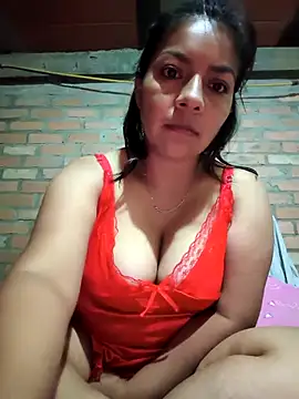 Snapshot of Tamaraxxx_hot chatting on May 1, 1:54 am Tamaraxxx hot online show from May 1, 1:54 am