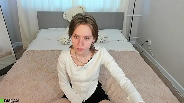 Snapshot of Milena_Milyan chatting on May 2, 1:10 am Milena Milyan online show from May 2, 1:10 am