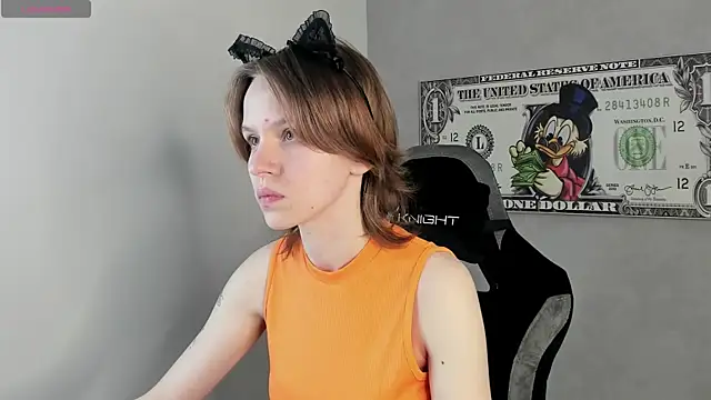 Snapshot of Milena_Milyan chatting on May 7, 1:11 am Milena Milyan online show from May 7, 1:11 am