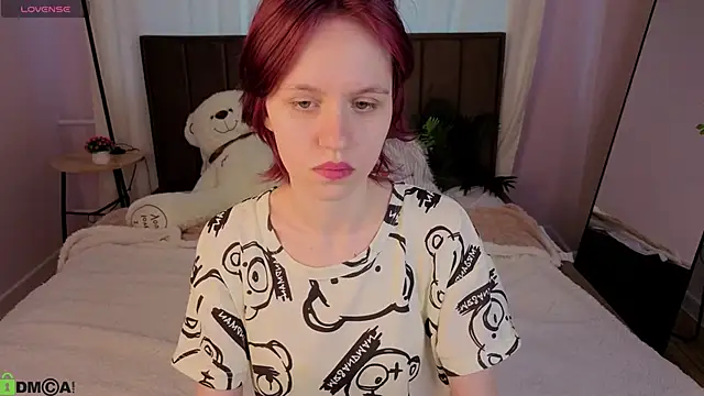 Snapshot of Milena_Milyan chatting on May 14, 1:45 am Milena Milyan online show from May 14, 1:45 am