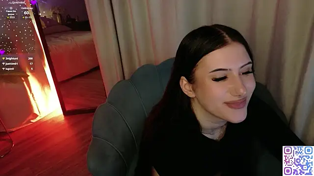 Snapshot of HazelHayesss chatting on April 18, 7:58 pm HazelHayesss online show from April 18, 7:58 pm