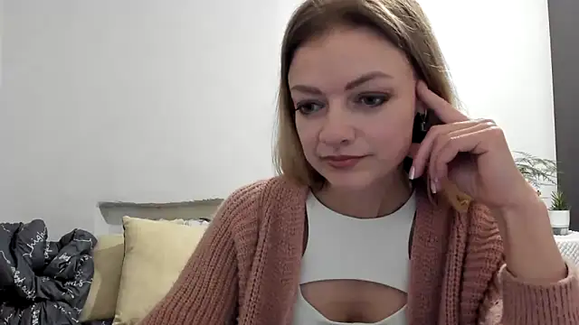 Severina7 online show from April 22, 7:48 pm