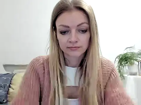 Severina7 online show from May 3, 8:37 pm