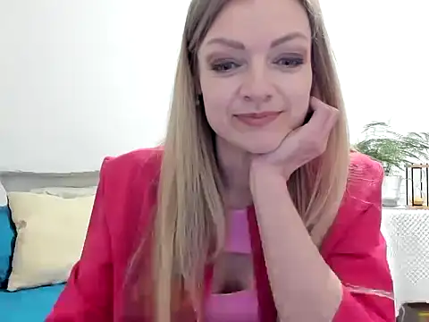 Severina7 online show from May 10, 7:08 pm