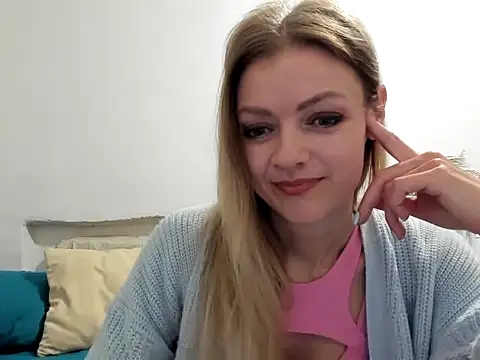 Severina7 online show from May 18, 8:03 pm
