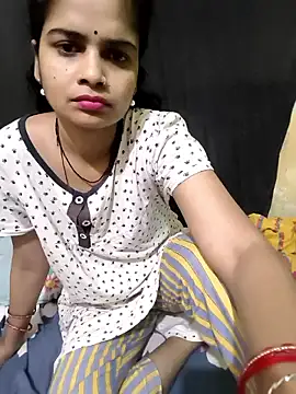Snapshot of sexy_bhabhii chatting on May 13, 9:39 am sexy bhabhii online show from May 13, 9:39 am
