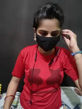 Snapshot of sexy_bhabhii chatting on June 4, 8:42 am sexy bhabhii online show from June 4, 8:42 am