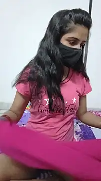 Snapshot of sexy_bhabhii chatting on June 17, 7:15 pm sexy bhabhii online show from June 17, 7:15 pm