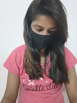 Snapshot of sexy_bhabhii chatting on June 30, 4:52 pm sexy bhabhii online show from June 30, 4:52 pm
